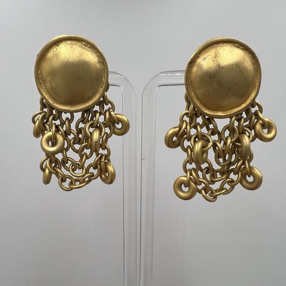 Vintage Signed - GJD Ginnie Johansen Clip On Goldtone Dangle Earrings - Picture 1 of 7